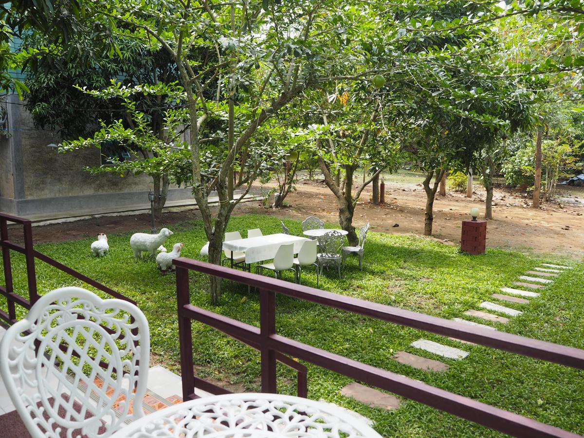 Baantantara Hotel Suan Phueng Exterior photo